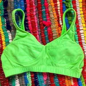 Perfetto Sportswear®️ Rare Vintage 90s 💚Lime Green Sports Bra in Mint-Condition